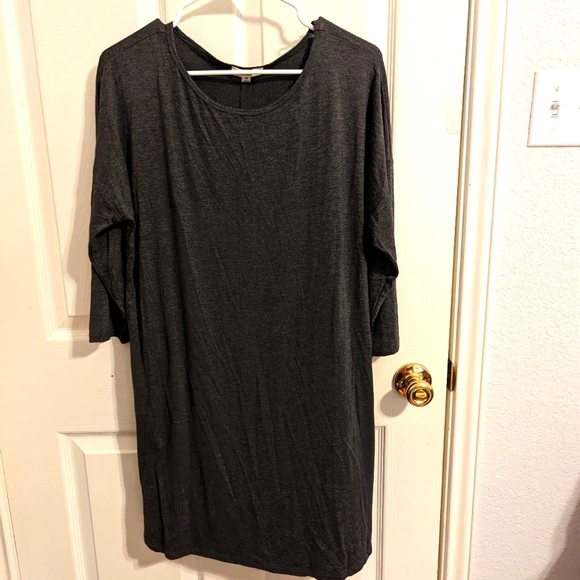 ✨3/$15✨ Zenana Outfitters Women's Top - Picture 1 of 7